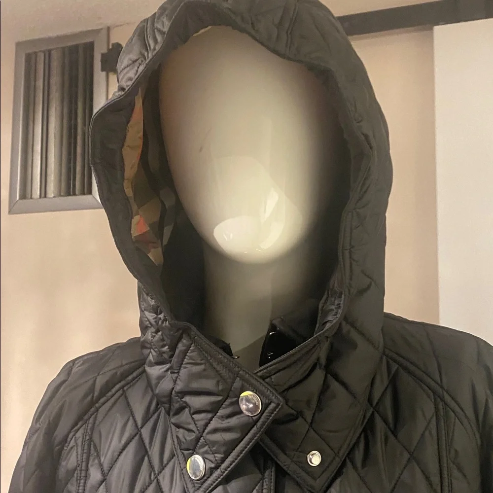 Burberry Black Quilted Hooded Puffer Jacket - Picture 9 of 13